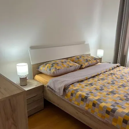 Apartment Flora Belgrade